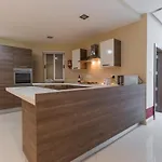 Sun Valley Family شقة